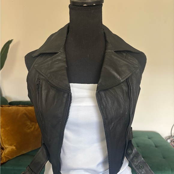 hot leathers Jackets & Blazers - Hot Leather Cropped Black Leather Vest